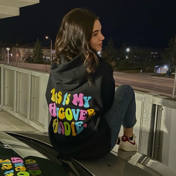 Meet your Posher, Leah - Picture 1 of 1